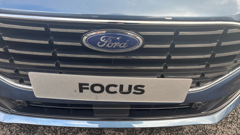 Ford Focus 1.0 EcoBoost Hybrid mHEV 155 Titanium 5dr Auto Petrol Hatchback